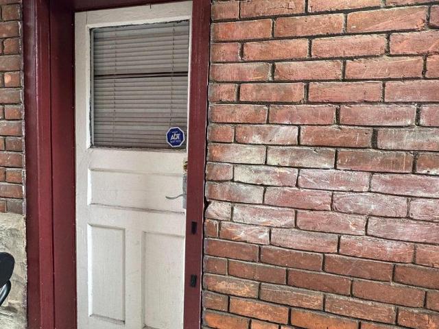 apartment at BSMT – 25 BARNESDALE AVENUE S