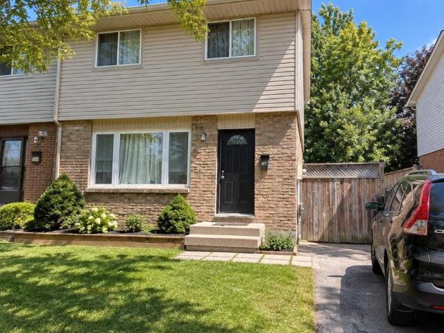 apartment at BSMT 32 ELVIRA CRESCENT, London South, Ontario, N6E2P4