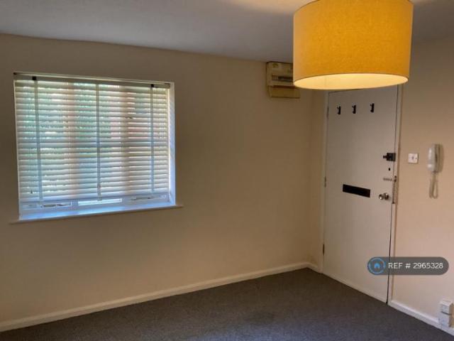Apartment at Bucknalls Close, St Albans