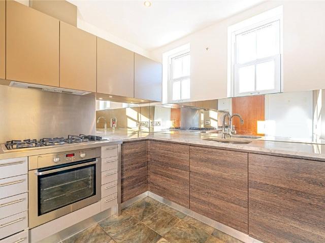 Apartment at Burleigh Road, Ascot