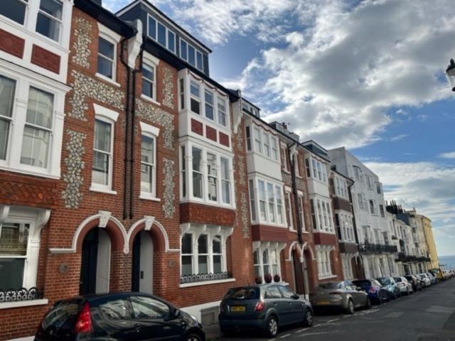 Apartment at Burlington Street, Brighton