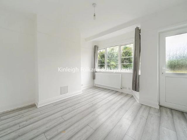 Apartment at Burnham Road, Dartford