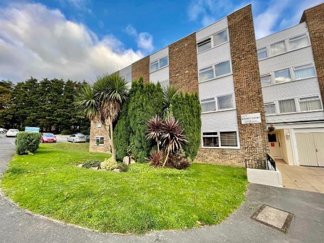Apartment at Bursledon Road, Southampton