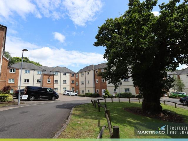 Apartment at Golden Mile View, Newport