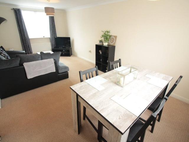Apartment at Golden Mile View, Newport
