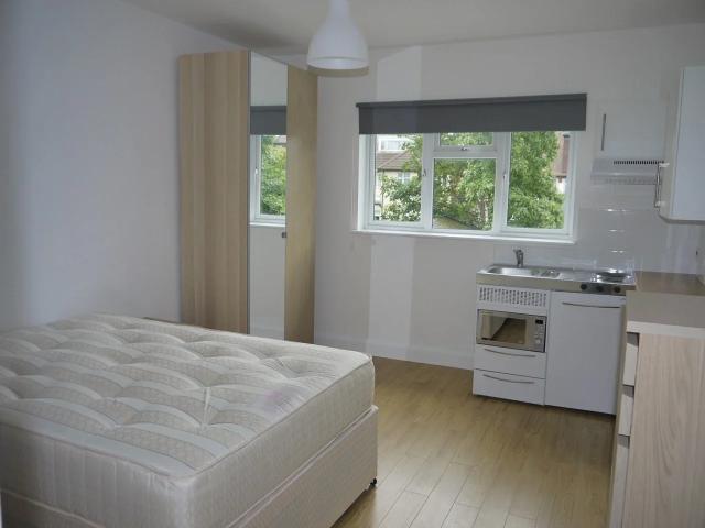 Apartment at Golders Green Road, Greater London