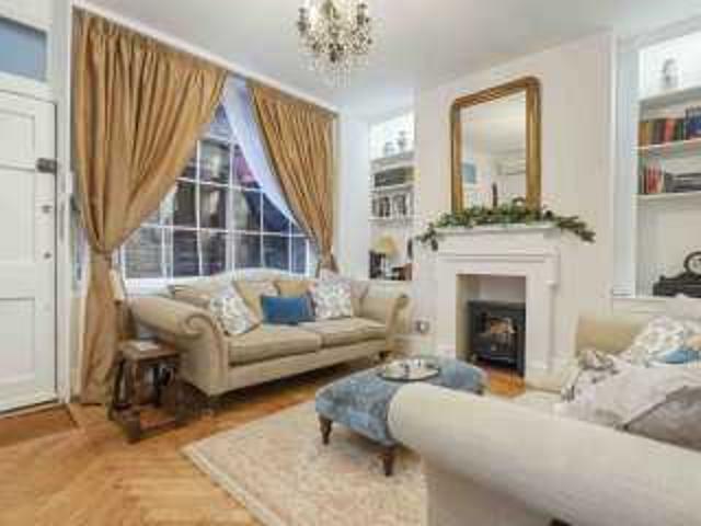 Apartment at Goodwin's Court, City of Westminster