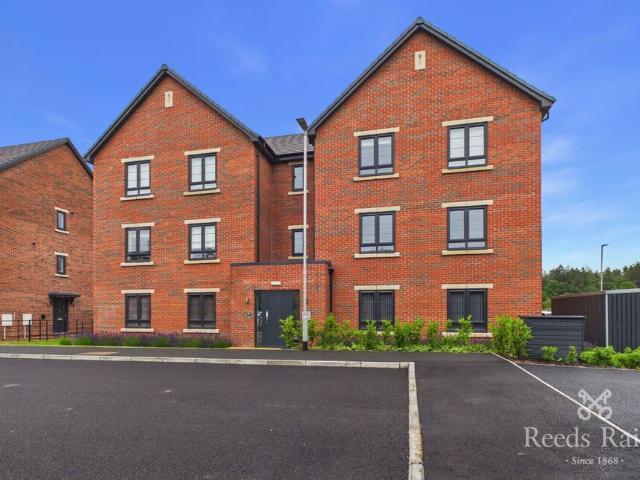 Apartment at Gate House Court, Leeds