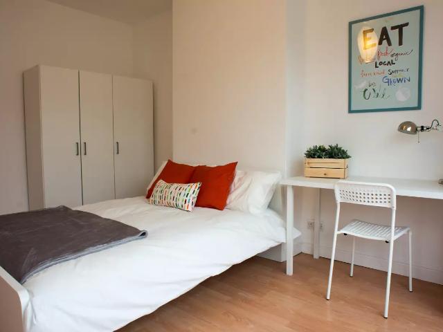 Apartment at Gateside Road, Greater London