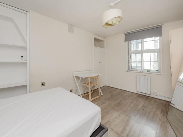 Apartment at Gatliff Road, City of Westminster