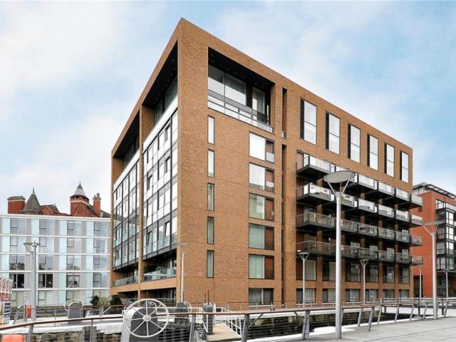 Apartment at Gatliff Road, City of Westminster