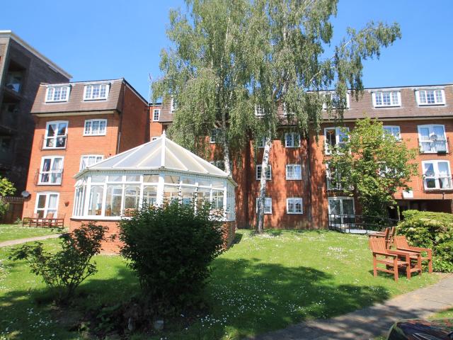 Apartment at Gayton Road, Greater London