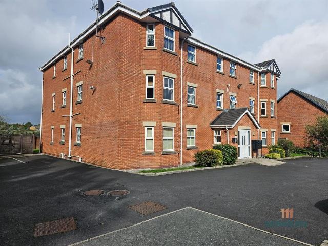 Apartment at Garden Vale, Leigh