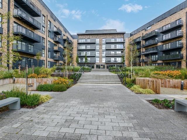 Apartment at George Street, Ashford