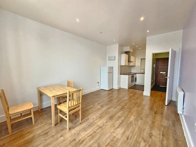 Apartment at George Street, Luton