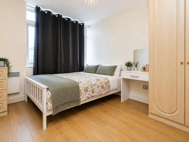 Apartment at Gerry Raffles Square, Greater London