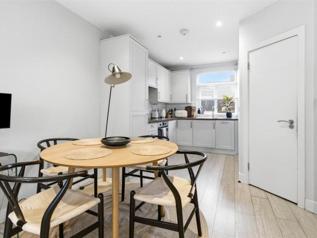 Apartment at Gladesmore Road, Greater London
