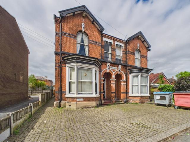 Apartment at Gladstone Street, Stoke on Trent