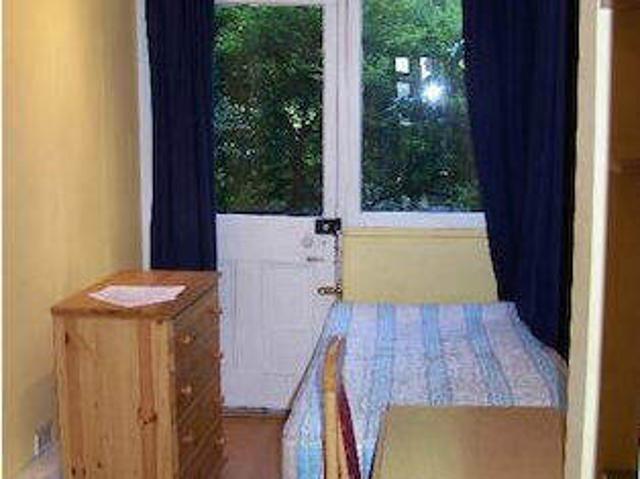 Apartment at Glazbury Road, Greater London