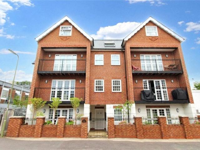 Apartment at Glebe Court, Hart