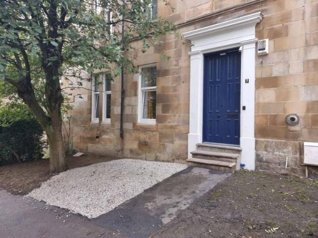 Apartment at Glendaruel Avenue, Bearsden