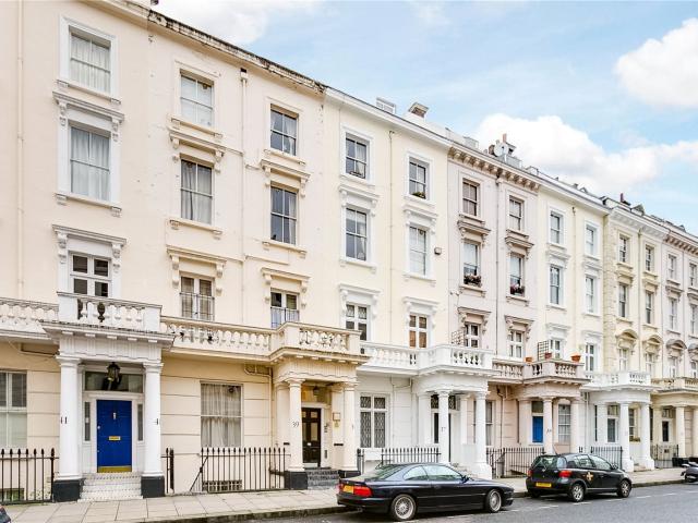 Apartment at Gloucester Street, City of Westminster