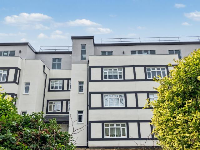 Apartment at Alexandra Park Road, Greater London