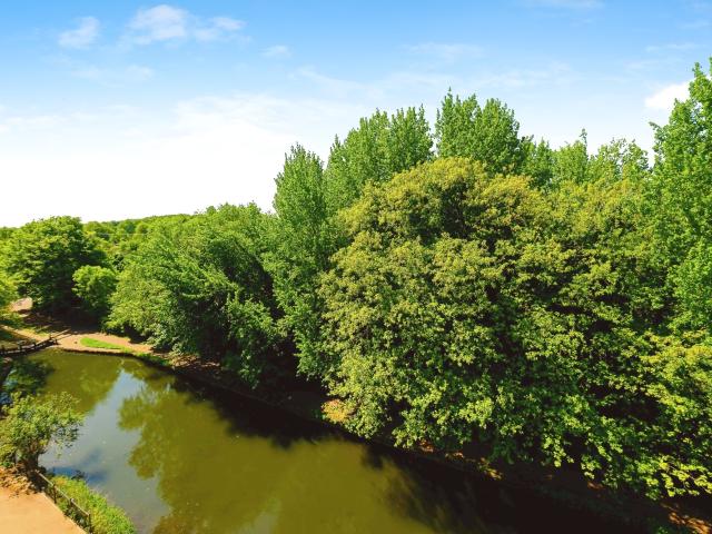 Apartment at Grand Union Canal, Dacorum