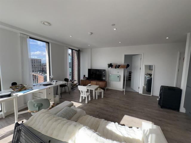 Apartment at Great Ancoats Street, Manchester