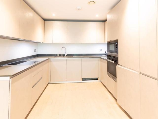 Apartment at Great North Way, Greater London