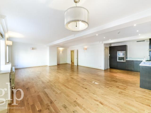 Apartment at Great Queen Street, Greater London