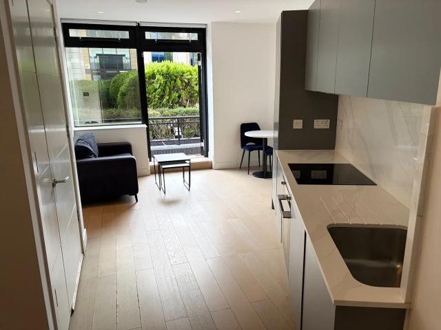 Apartment at Great West Road, Greater London
