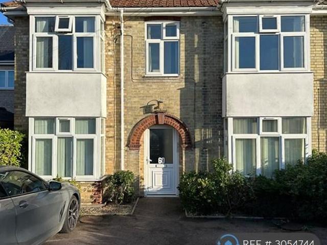 Apartment at Green End Road, Cambridge