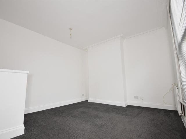 Apartment at Green Lawn, New Ferry