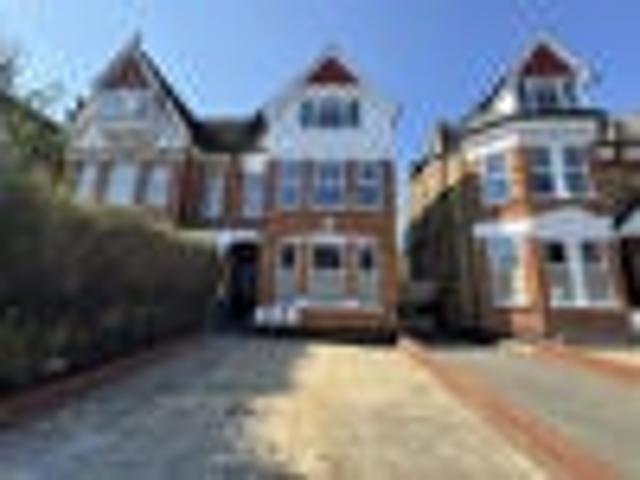 Apartment at Green Lanes, Greater London