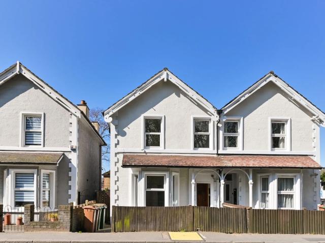 Apartment at Greenacre Place, Greater London