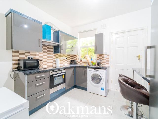 Apartment at Greenfield Road, Birmingham