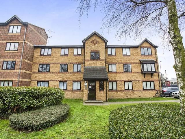 Apartment at Greenslade Road, Greater London