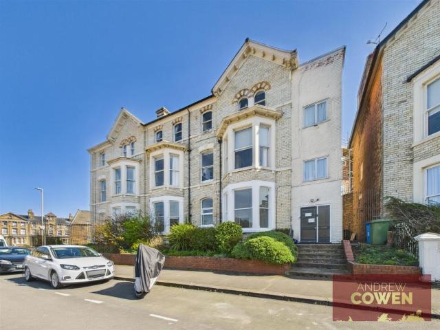 Apartment at Grosvenor Crescent, Scarborough