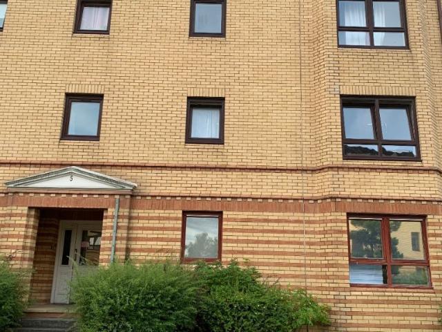 Apartment at Grovepark Gardens, Glasgow