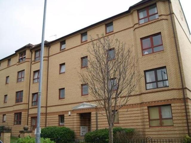 Apartment at Grovepark Street, Glasgow