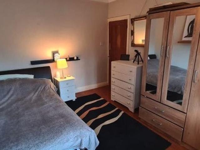 Apartment at Grover Court, Greater London