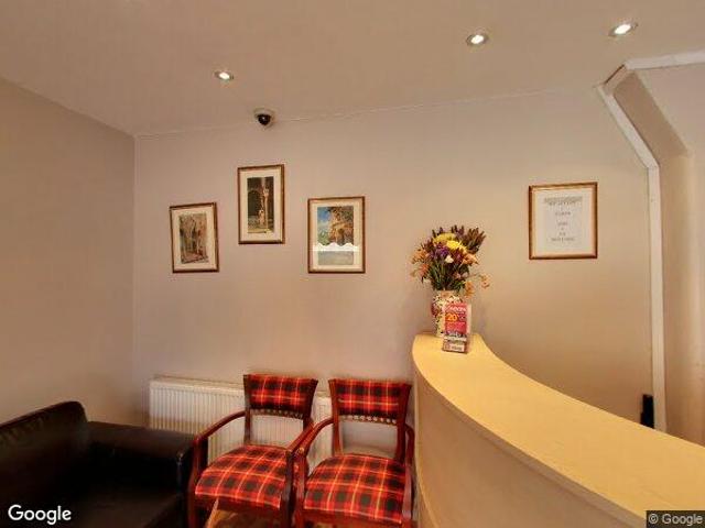 Apartment at Gunnersbury Lane, Greater London