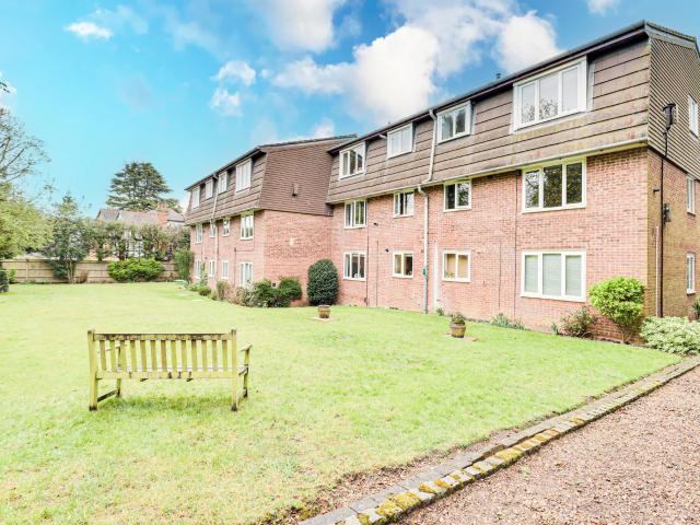Apartment at Douglas Road, St Albans