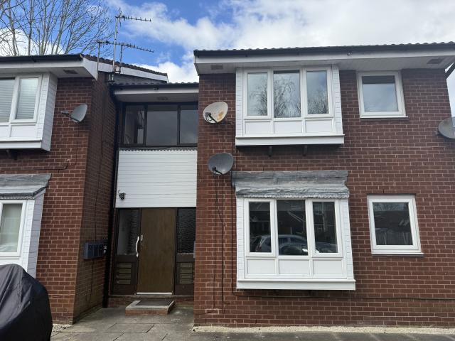Apartment at Dove Close, Birchwood