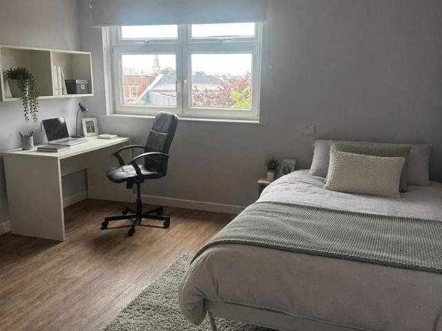 Apartment at Dove Street South, Bristol