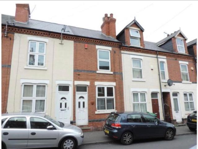 Apartment at Dovedale Road, Nottingham