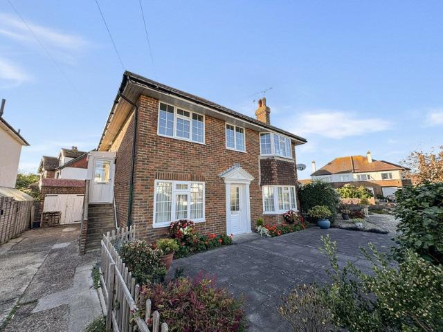 Apartment at Dover Road, Worthing