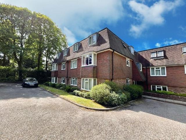 Apartment at Downview Close, Waverley