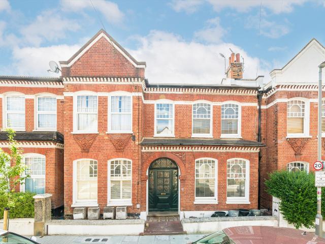 Apartment at Dafforne Road, Greater London